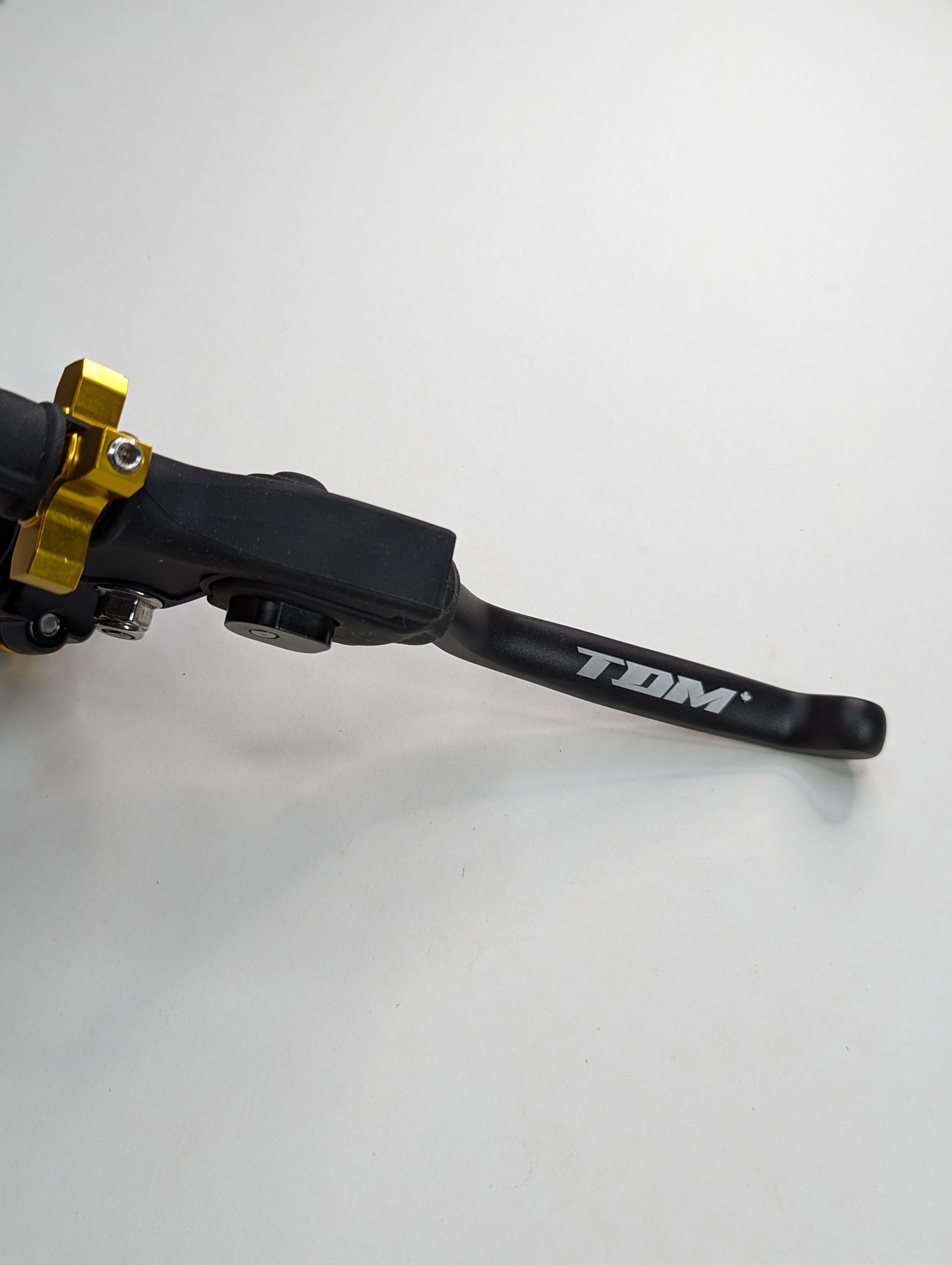 Aftermarket folding clutch lever and perch TS-TDM-MXA0894 – durable upgrade for pit bikes